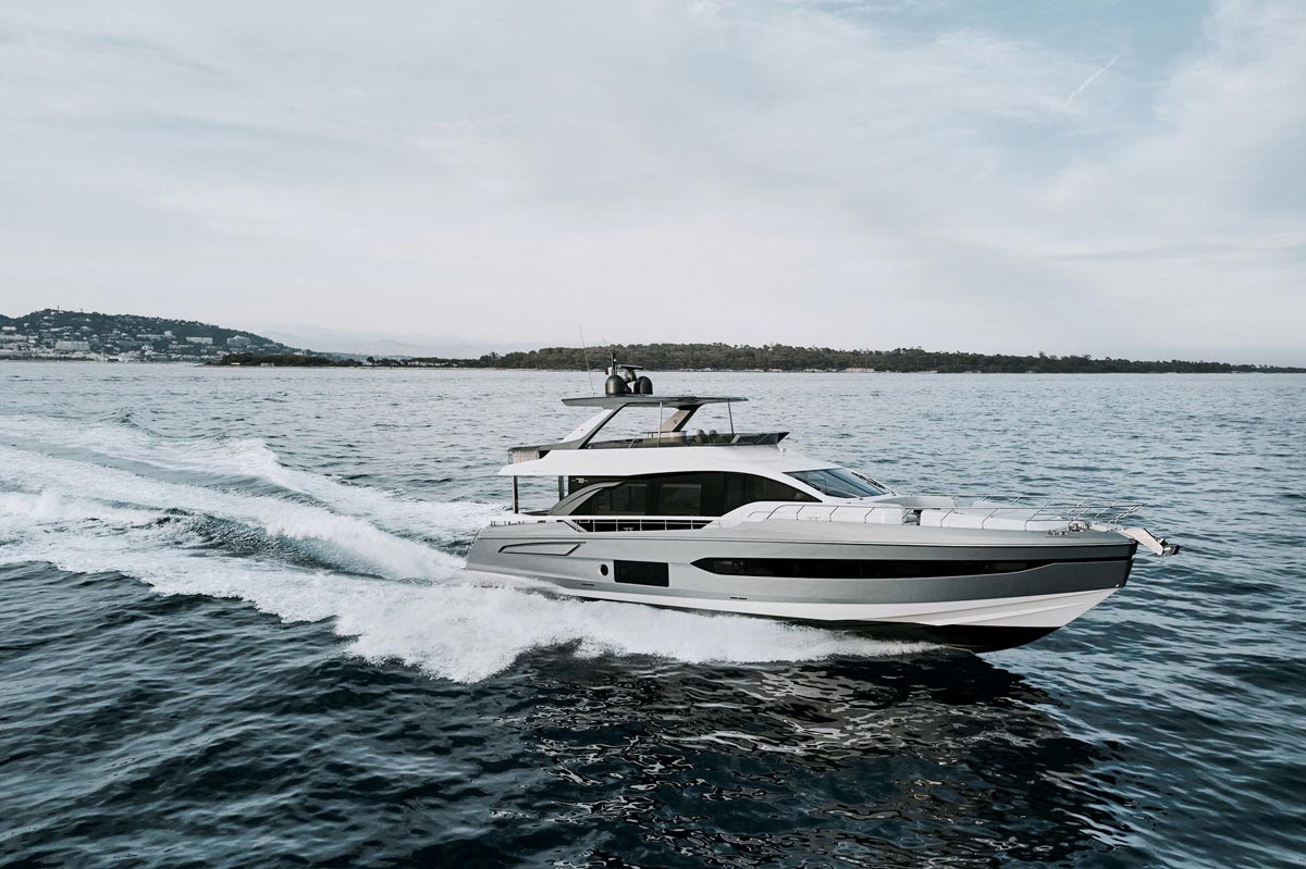 Trzy silniki Volvo Penta D13 IPS 1200 – wydajność i niższa emisja