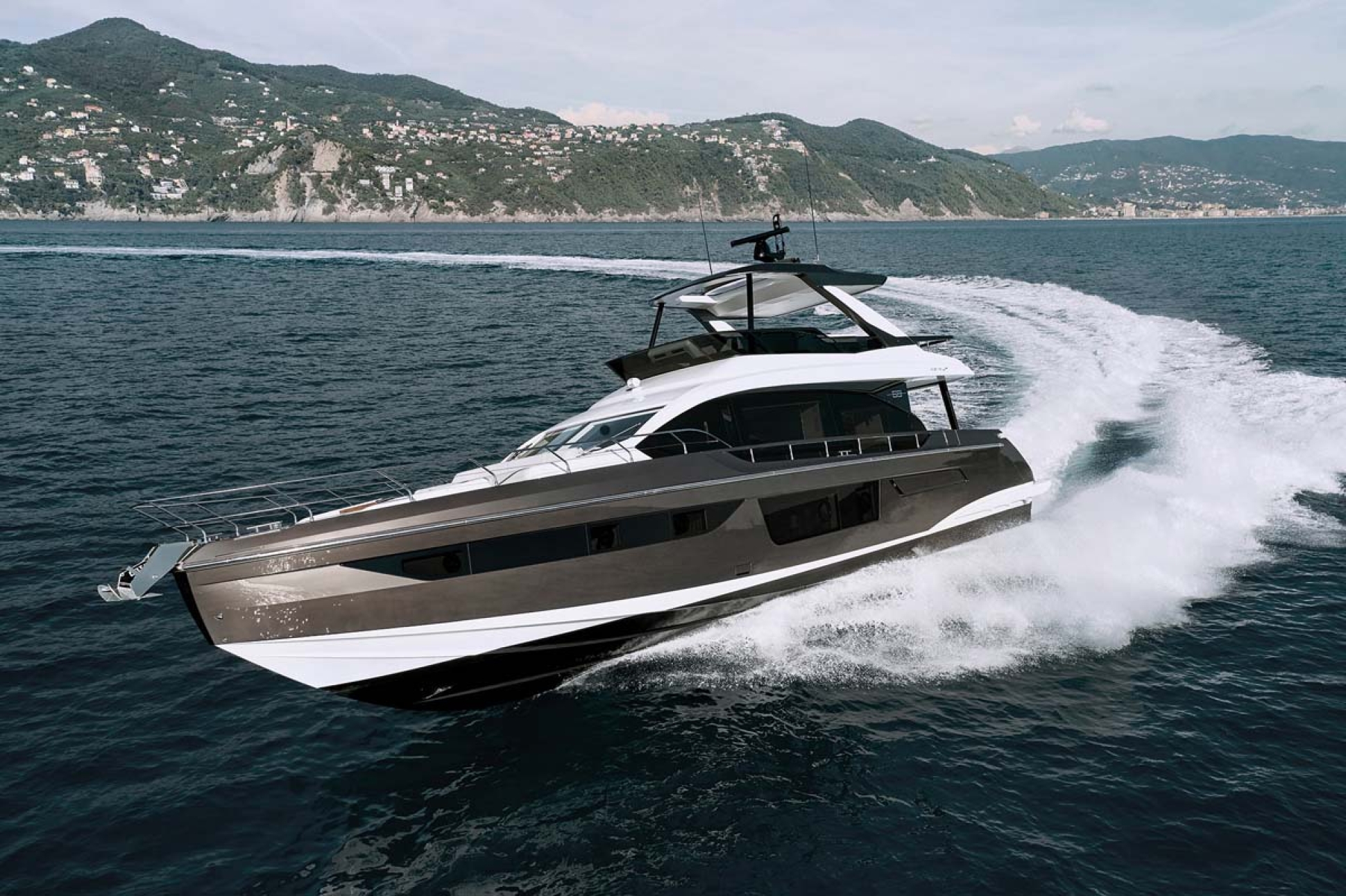 azimut_fly_68_0