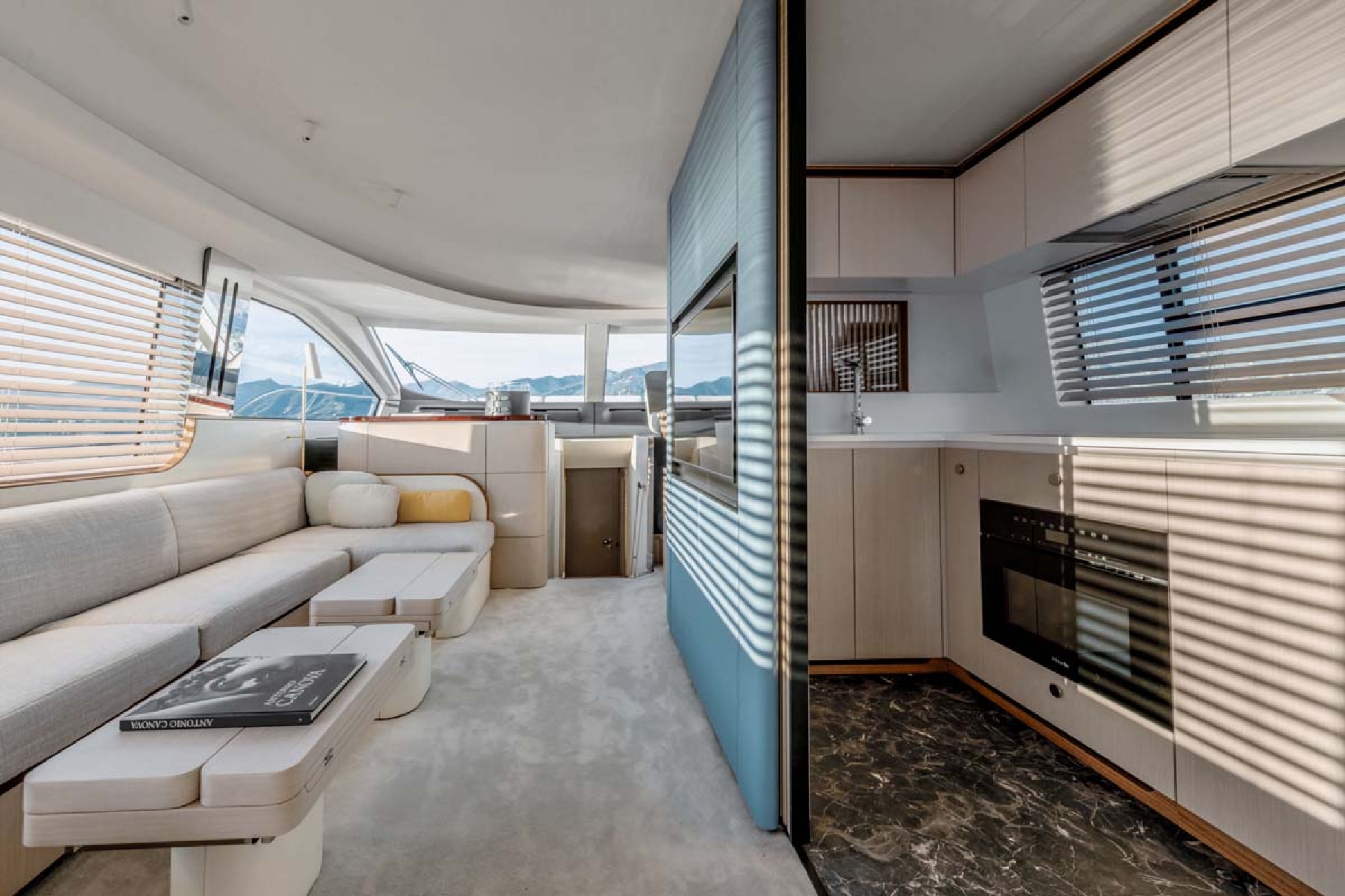 azimut_fly_68_3