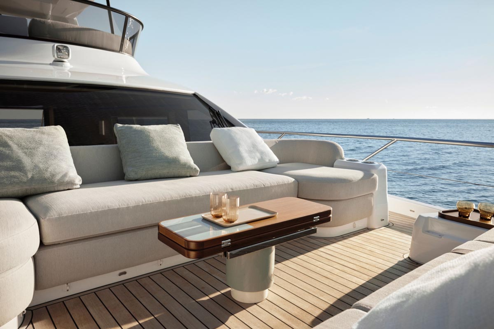 Azimut Fly 62