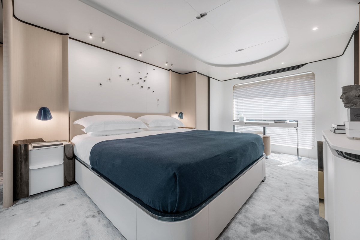 azimut_grande_32m_1