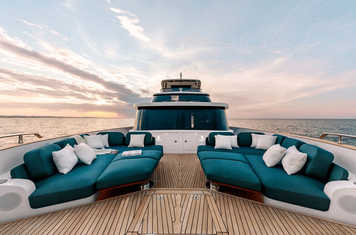 azimut_magellano_25m_0