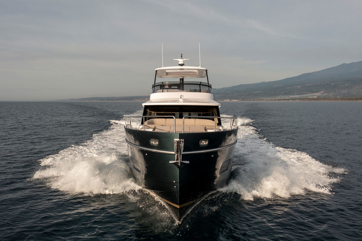 azimut_magellano_60_0
