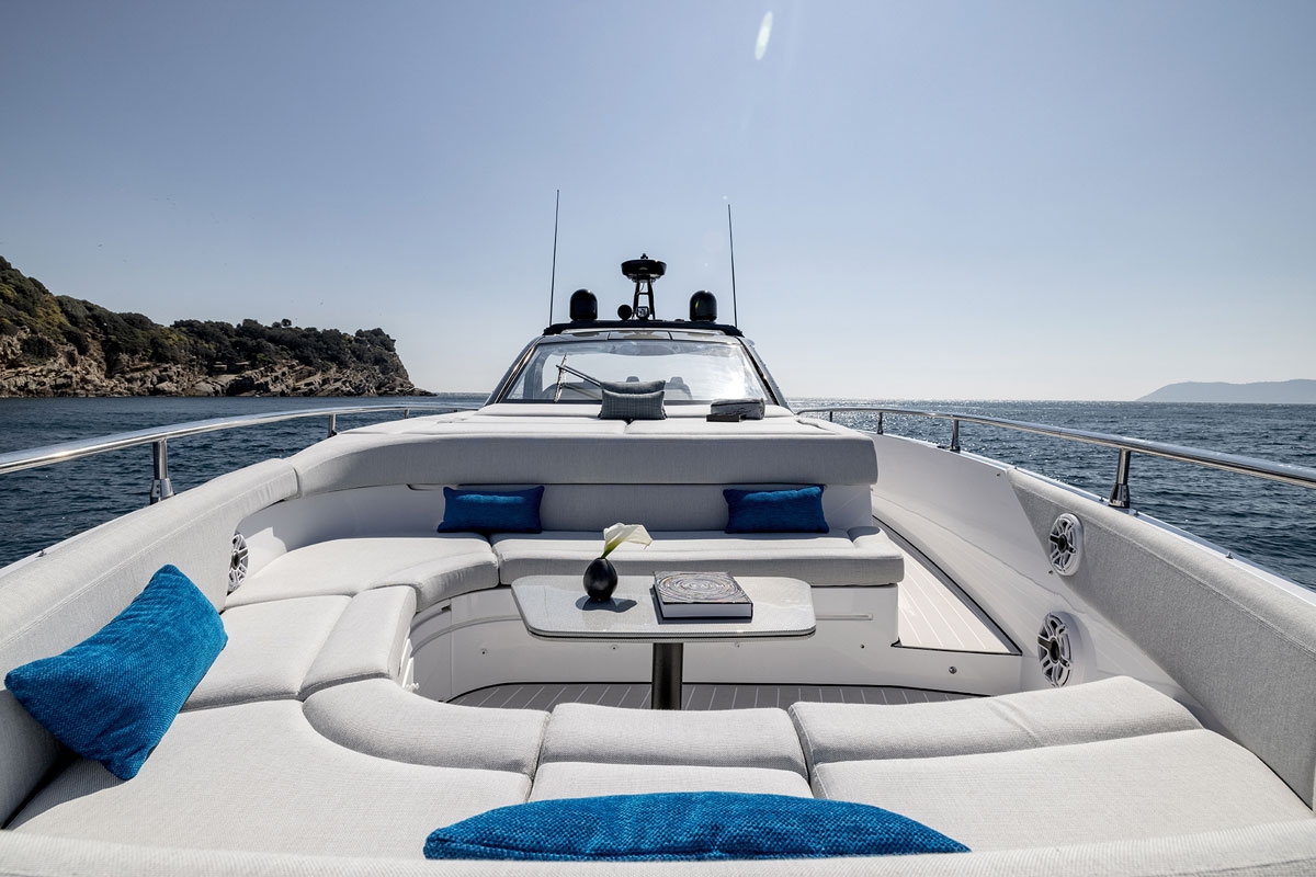 azimut_verve_42_5